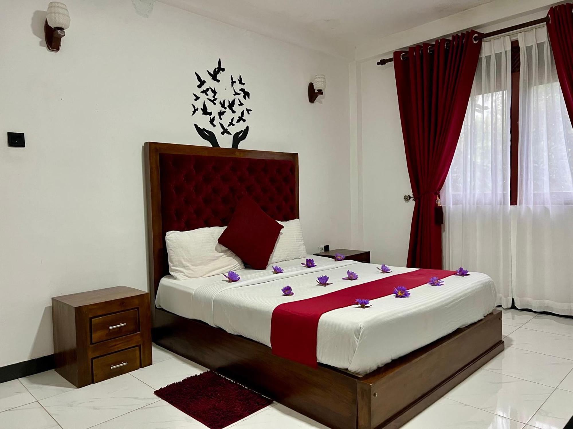 Heaven Breeze Hotel Kandy Exterior foto