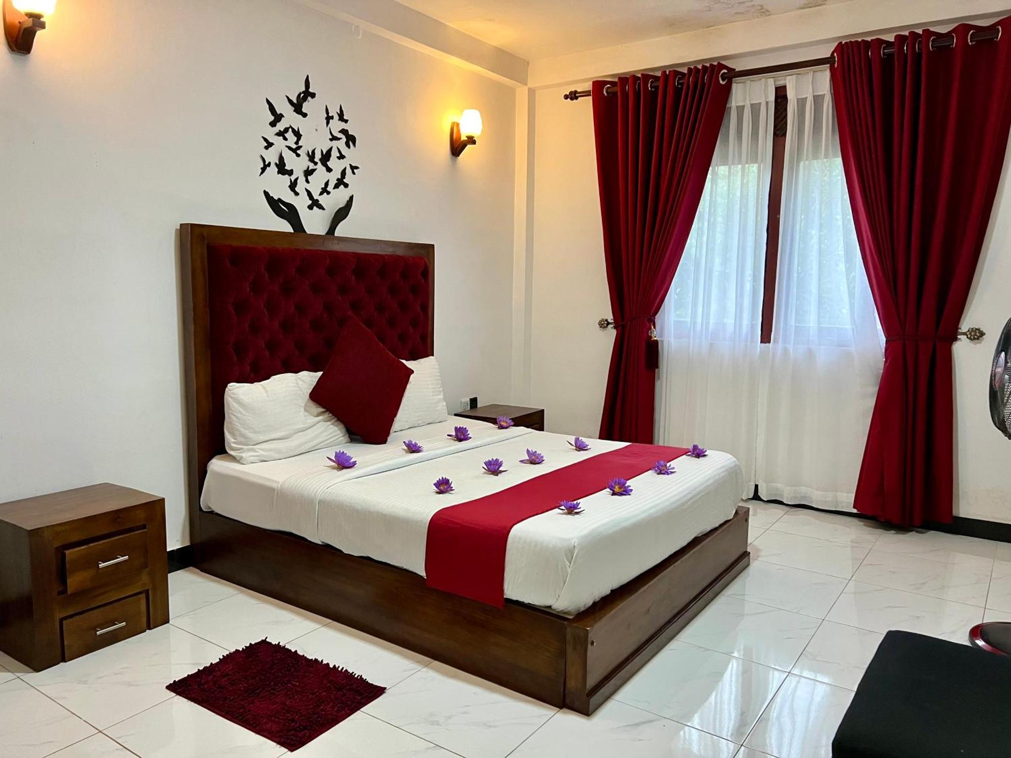 Heaven Breeze Hotel Kandy Exterior foto