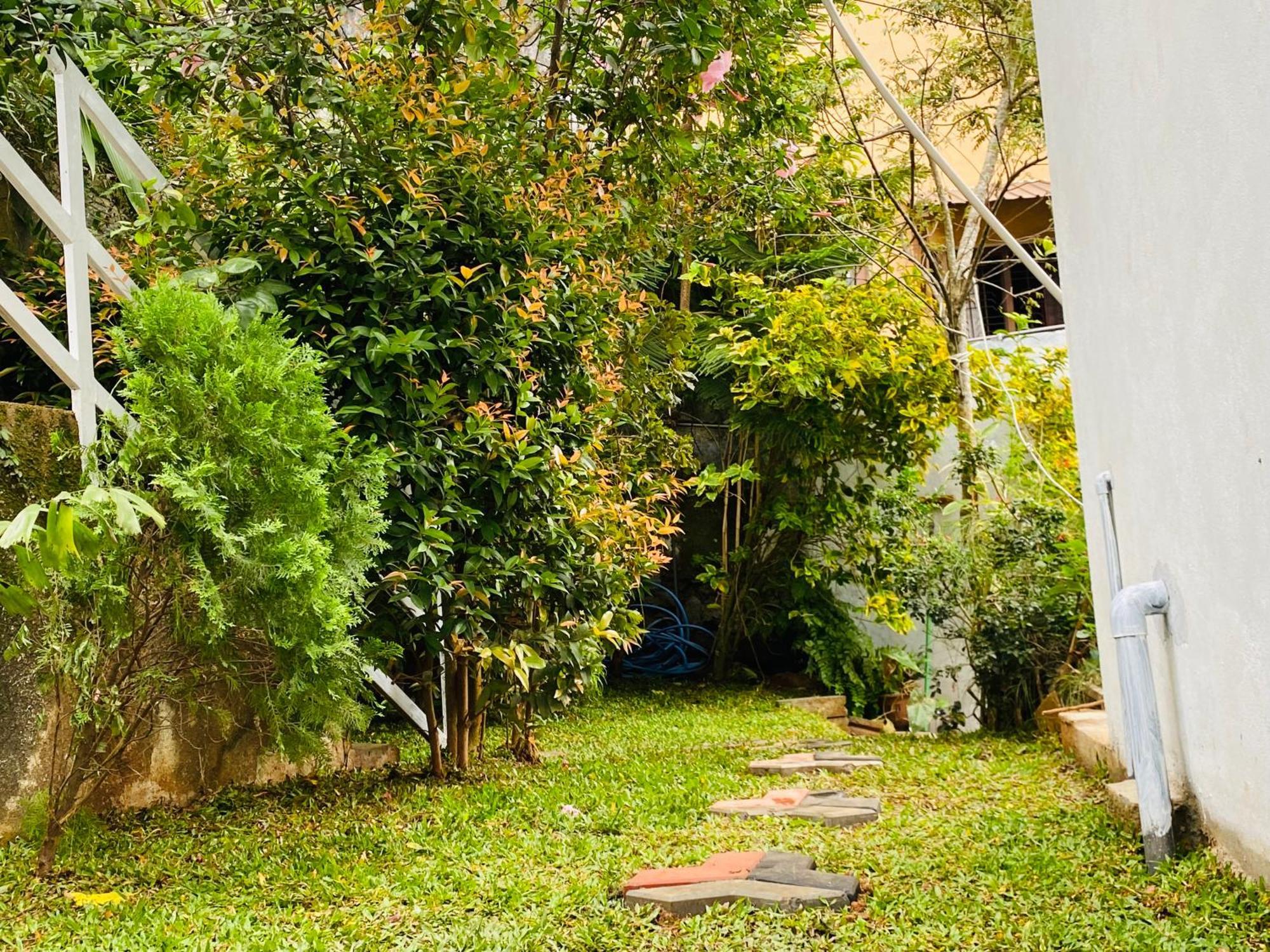 Heaven Breeze Hotel Kandy Exterior foto