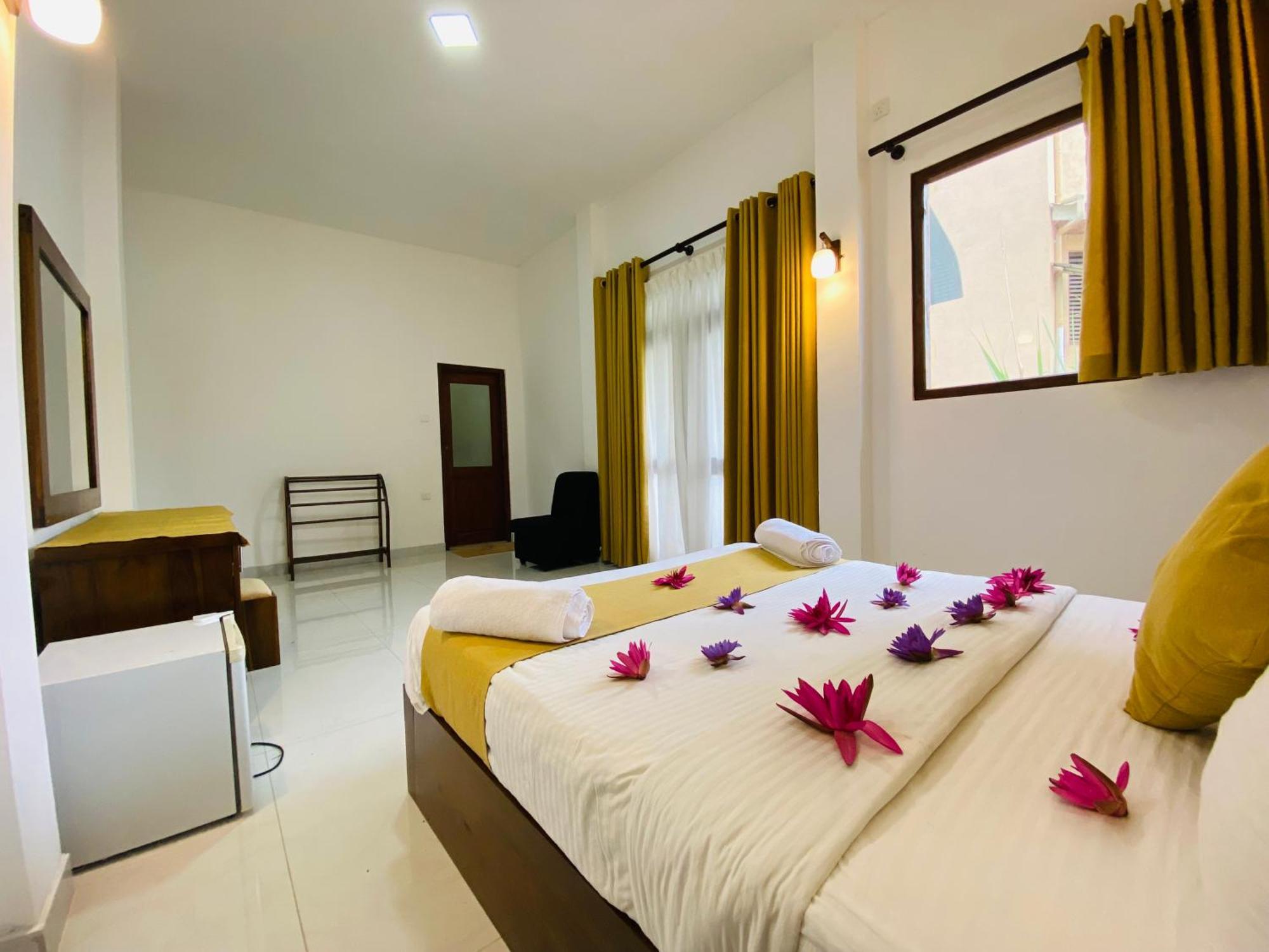Heaven Breeze Hotel Kandy Exterior foto
