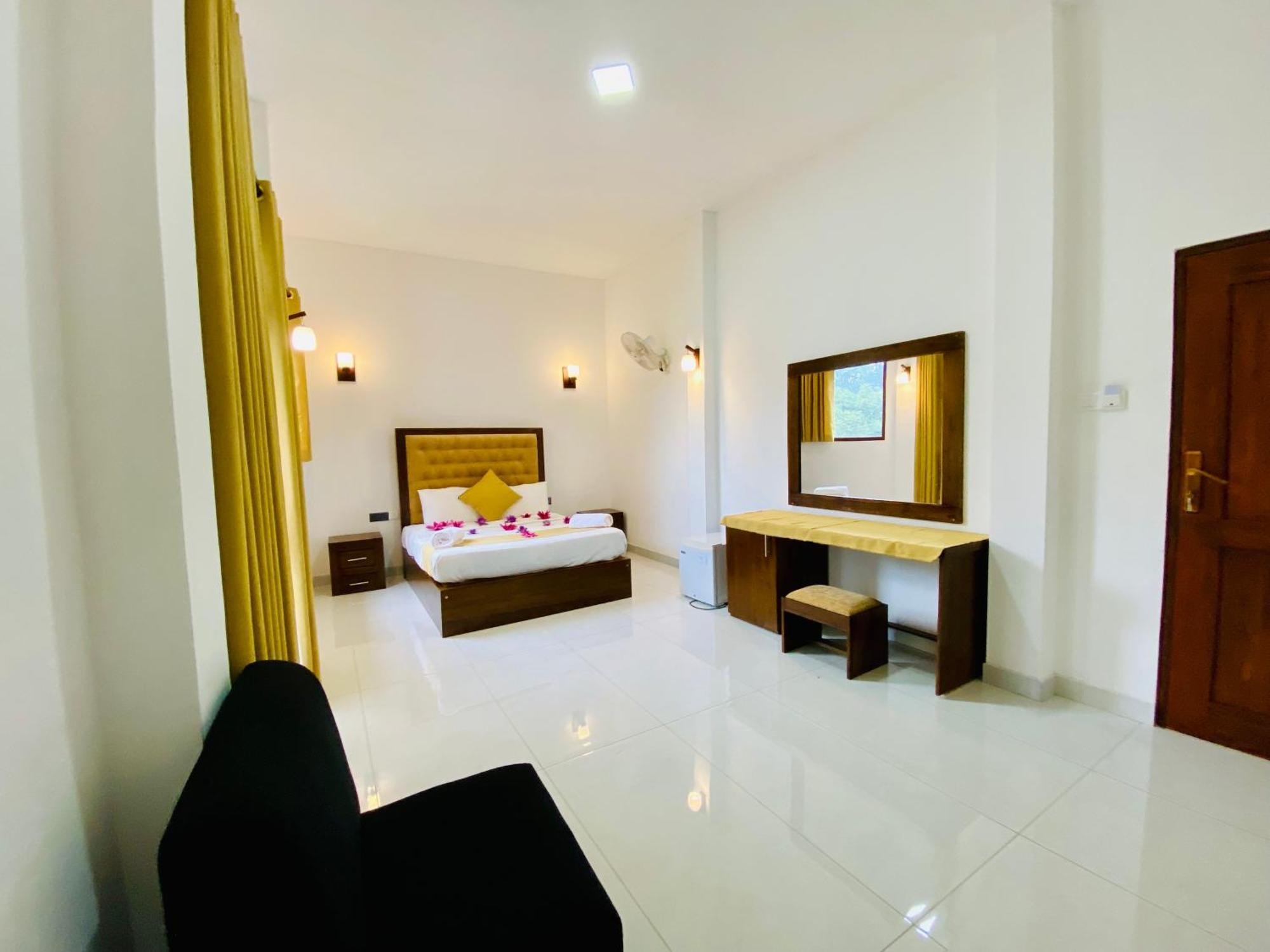 Heaven Breeze Hotel Kandy Exterior foto